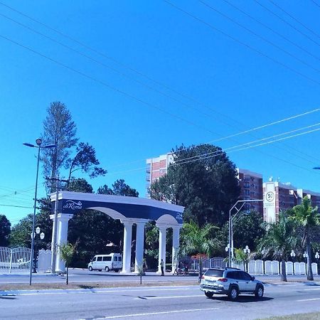 Thermas Lacqua Diroma Com Piscina De Ondas Gratis 24Horas Caldas Novas Bagian luar foto