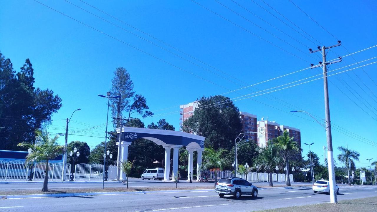 Thermas Lacqua Diroma Com Piscina De Ondas Gratis 24Horas Caldas Novas Bagian luar foto