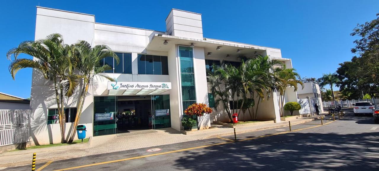 Thermas Lacqua Diroma Com Piscina De Ondas Gratis 24Horas Caldas Novas Bagian luar foto