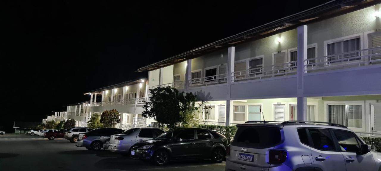 Thermas Lacqua Diroma Com Piscina De Ondas Gratis 24Horas Caldas Novas Bagian luar foto